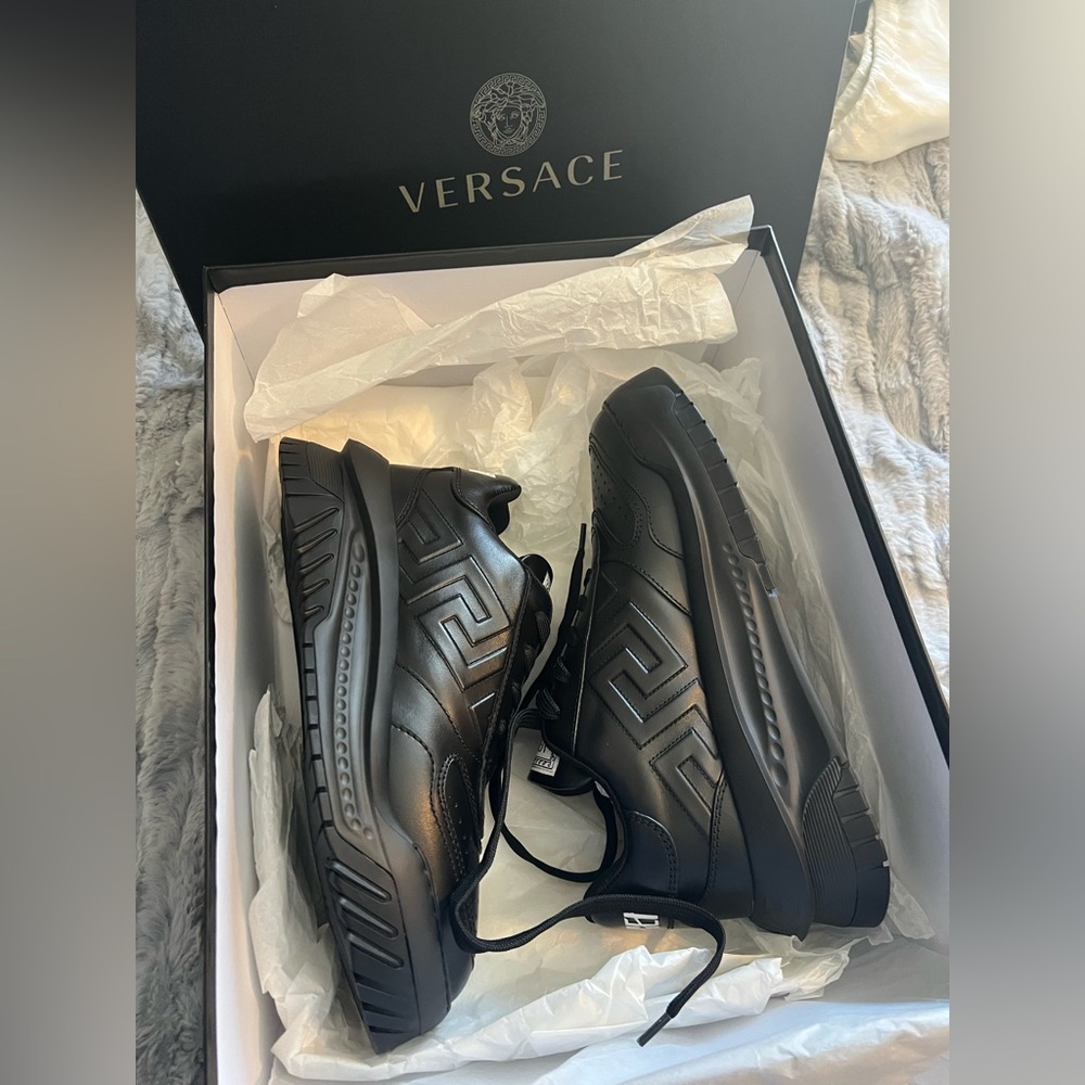 Versace Greca Odissea Sneakers size 40 NWT - Picture 10 of 12
